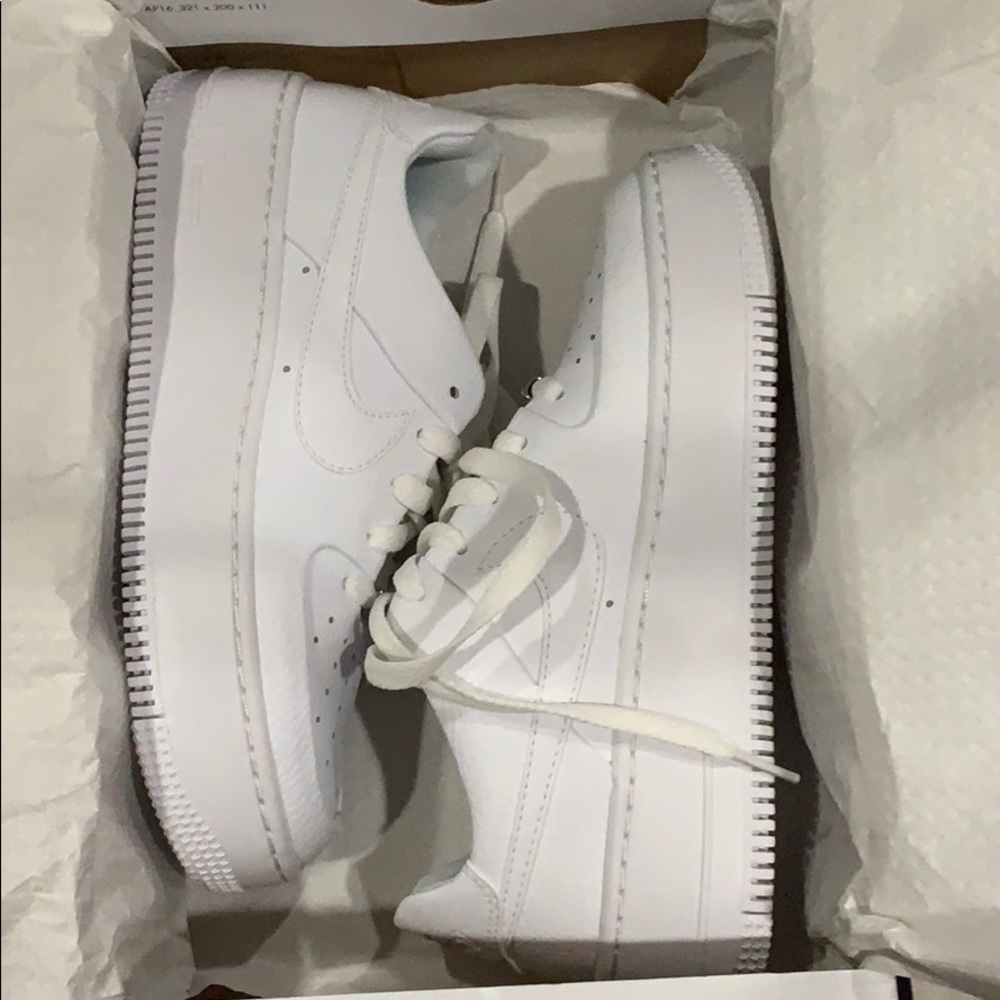 Women’s Nike AF1 Sage Low AR5339 100 6.5